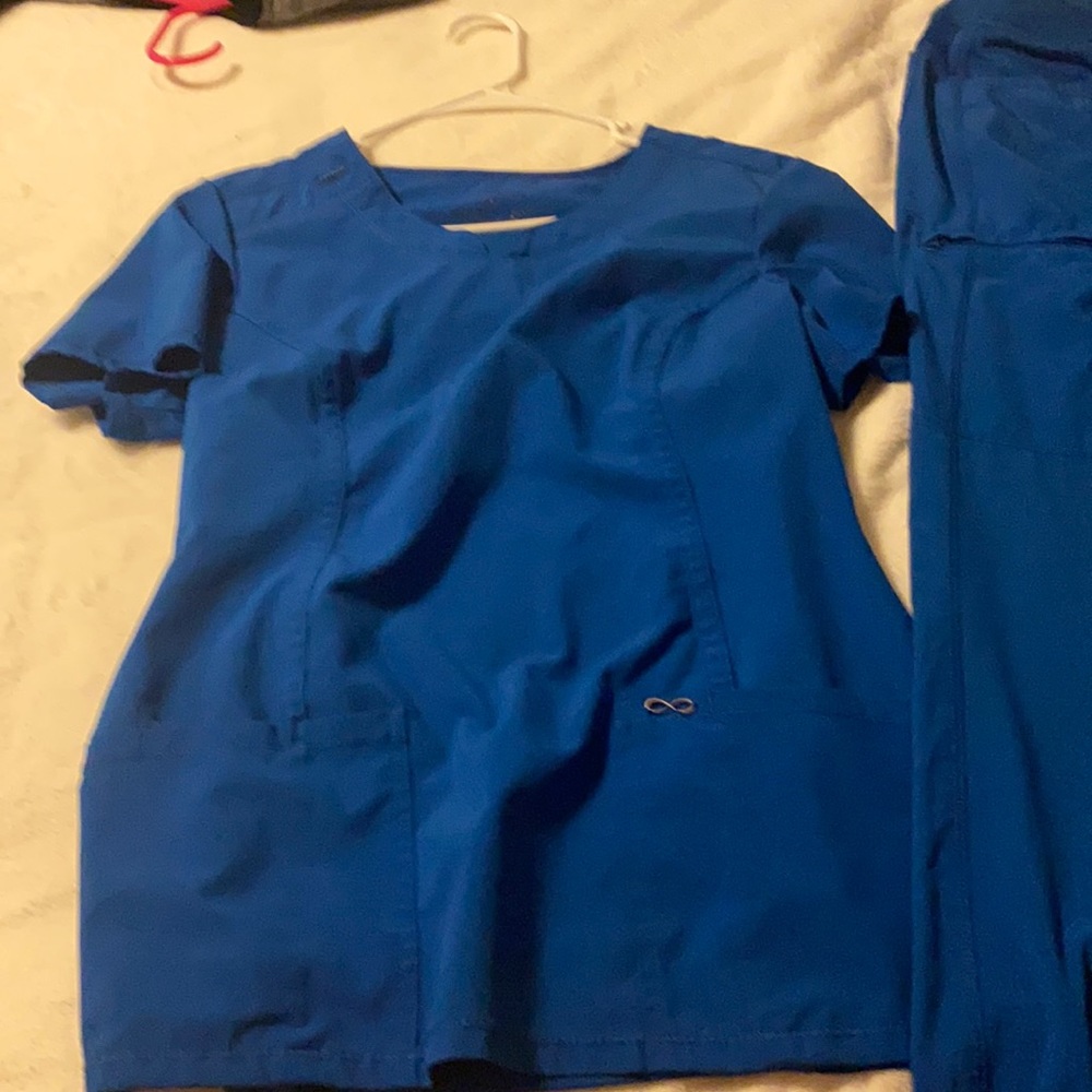 Cherokee infinity scrubs